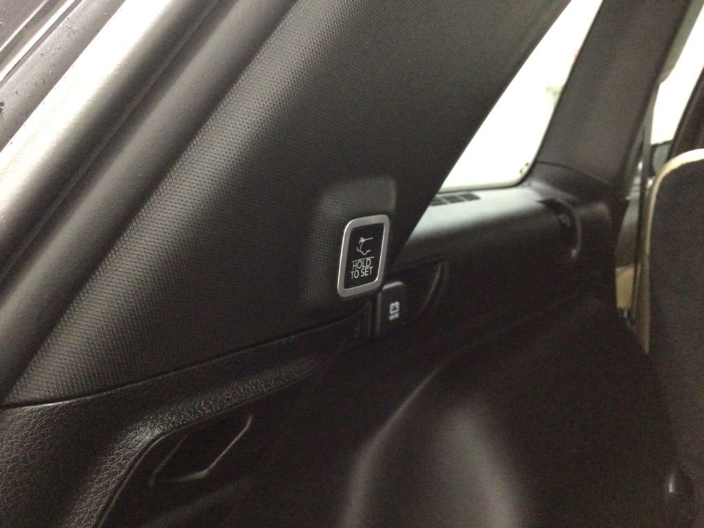 Used 2023 Jeep Grand Cherokee Limited w/ Trailer Tow Prep Group (B) image 24