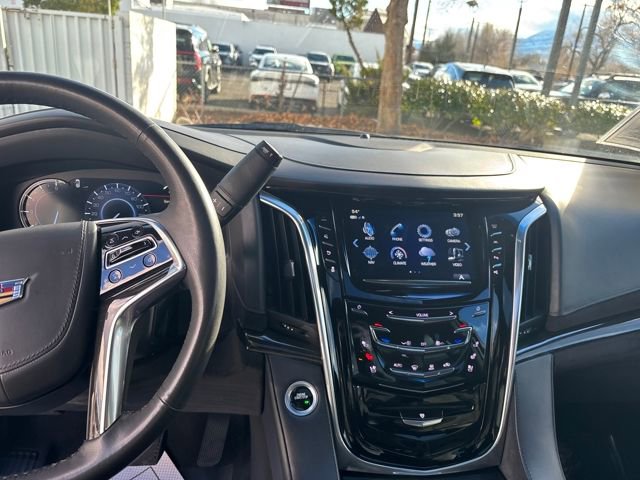 Used 2019 Cadillac Escalade ESV Platinum image 20