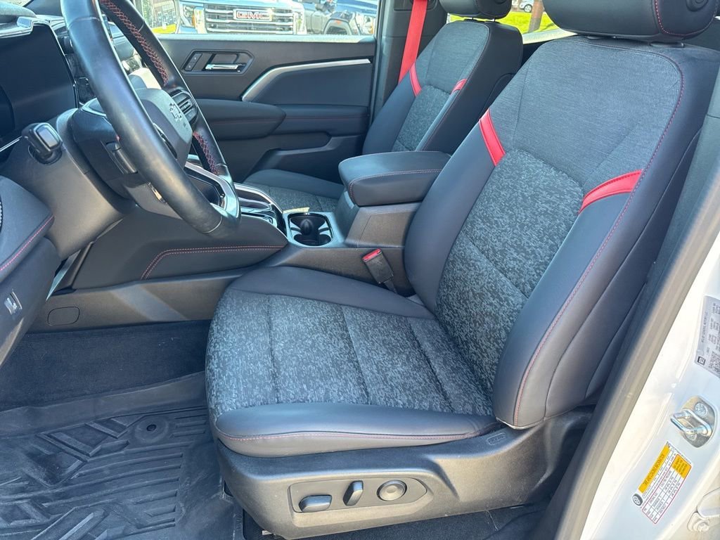 Certified 2023 Chevrolet Colorado Z71 w/ Z71 Convenience Package 2 AWD/4WD image 7