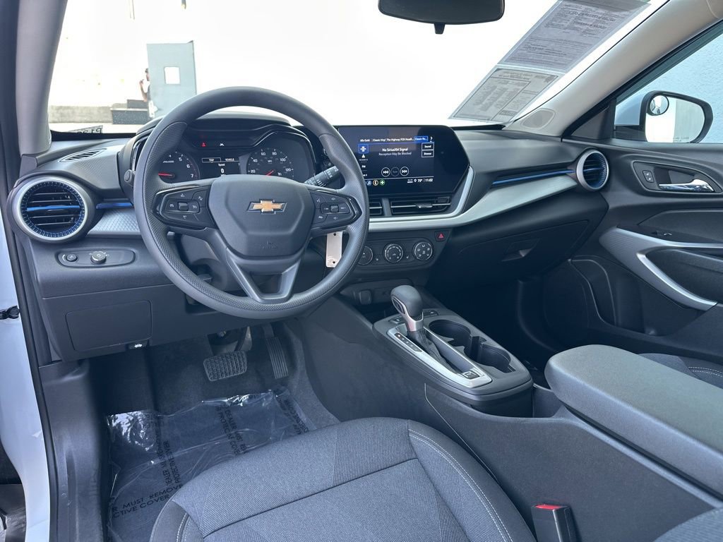 Certified 2026 Chevrolet Trax LS w/ LS Convenience Package FWD image 15