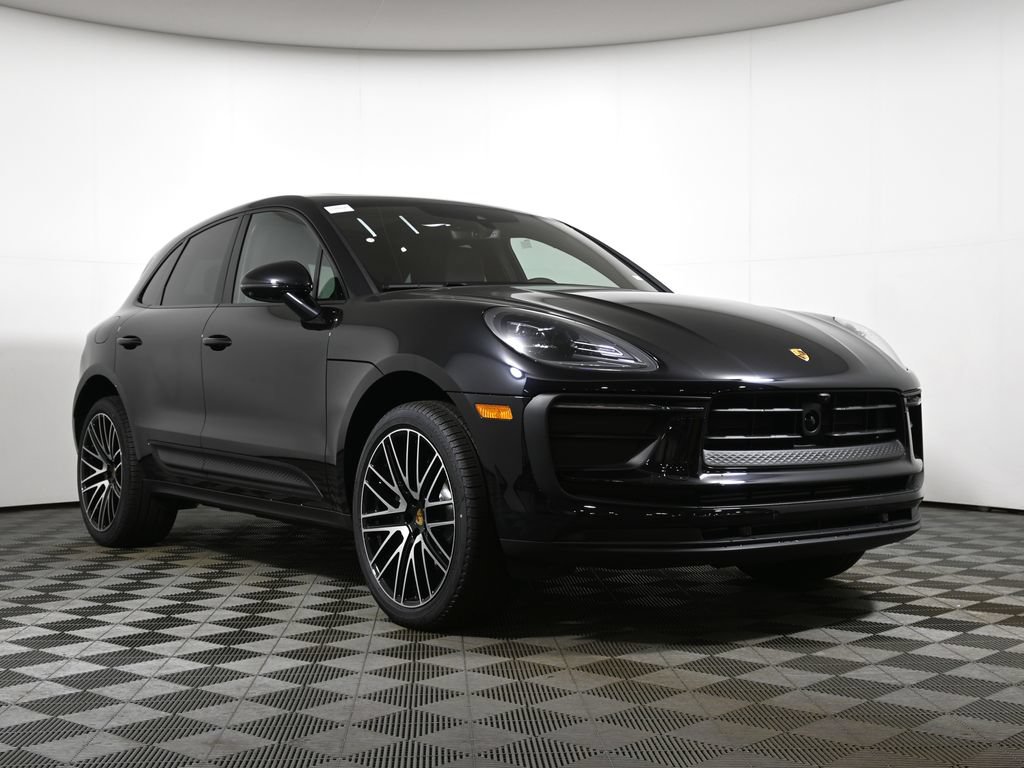 New 2026 Porsche Macan AWD/4WD image 9