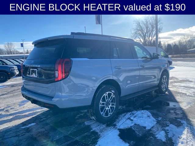 New 2026 Ford Expedition Active image 8