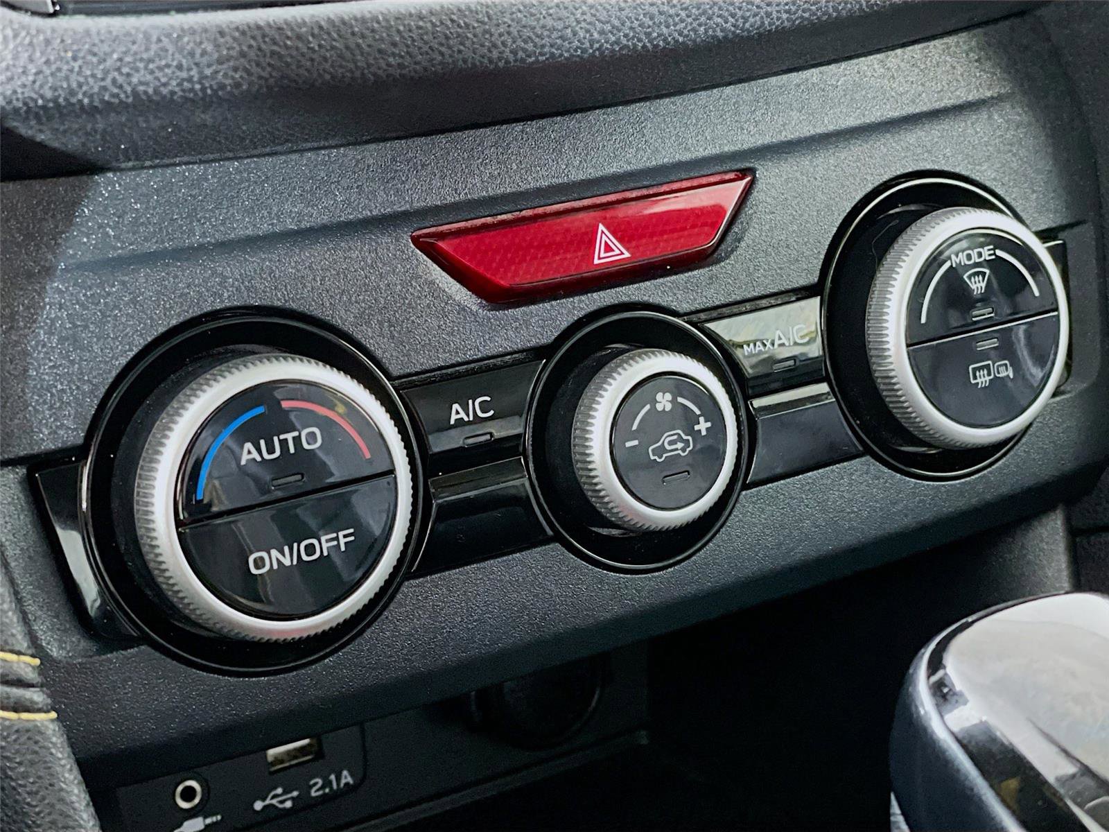 Used 2021 Subaru Crosstrek 2.5i Sport w/ Moonroof Package image 20