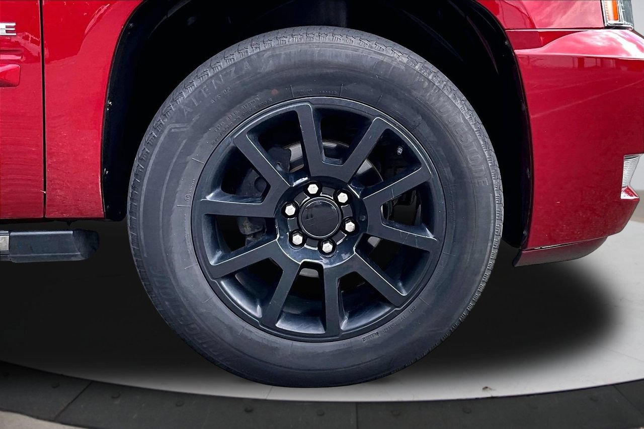 Used 2014 Cadillac Escalade Premium AWD/4WD image 35