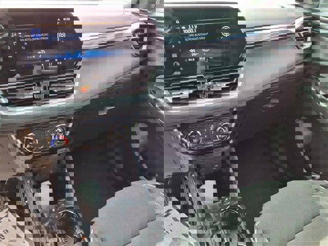 Used 2025 Chevrolet TrailBlazer LT image 7