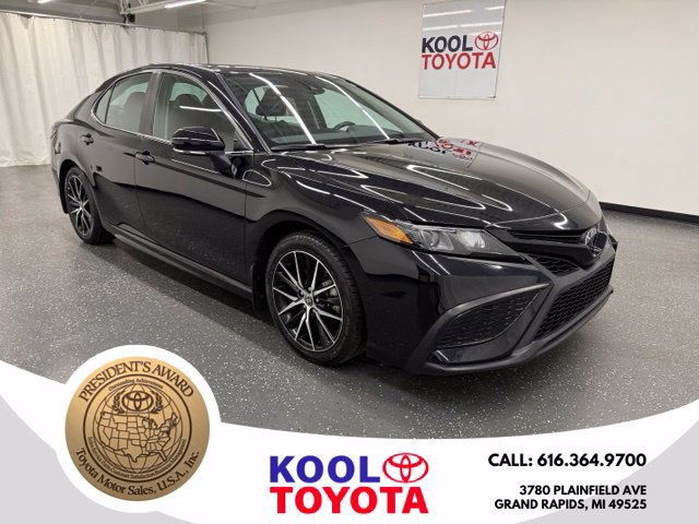Certified 2024 Toyota Camry SE w/ Cold Weather Package