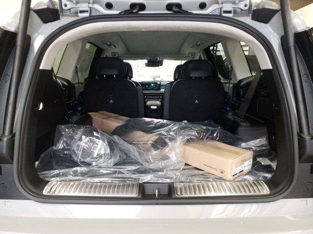 New 2026 Hyundai Ioniq 9 Calligraphy image 16