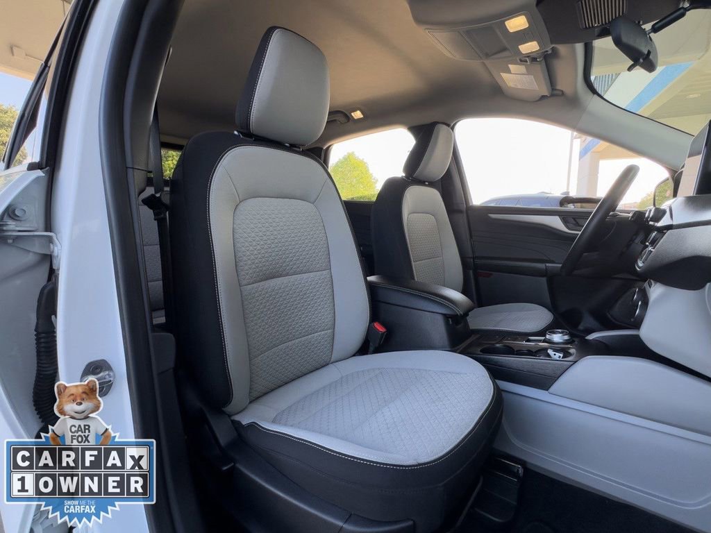 Used 2023 Ford Escape Active image 30