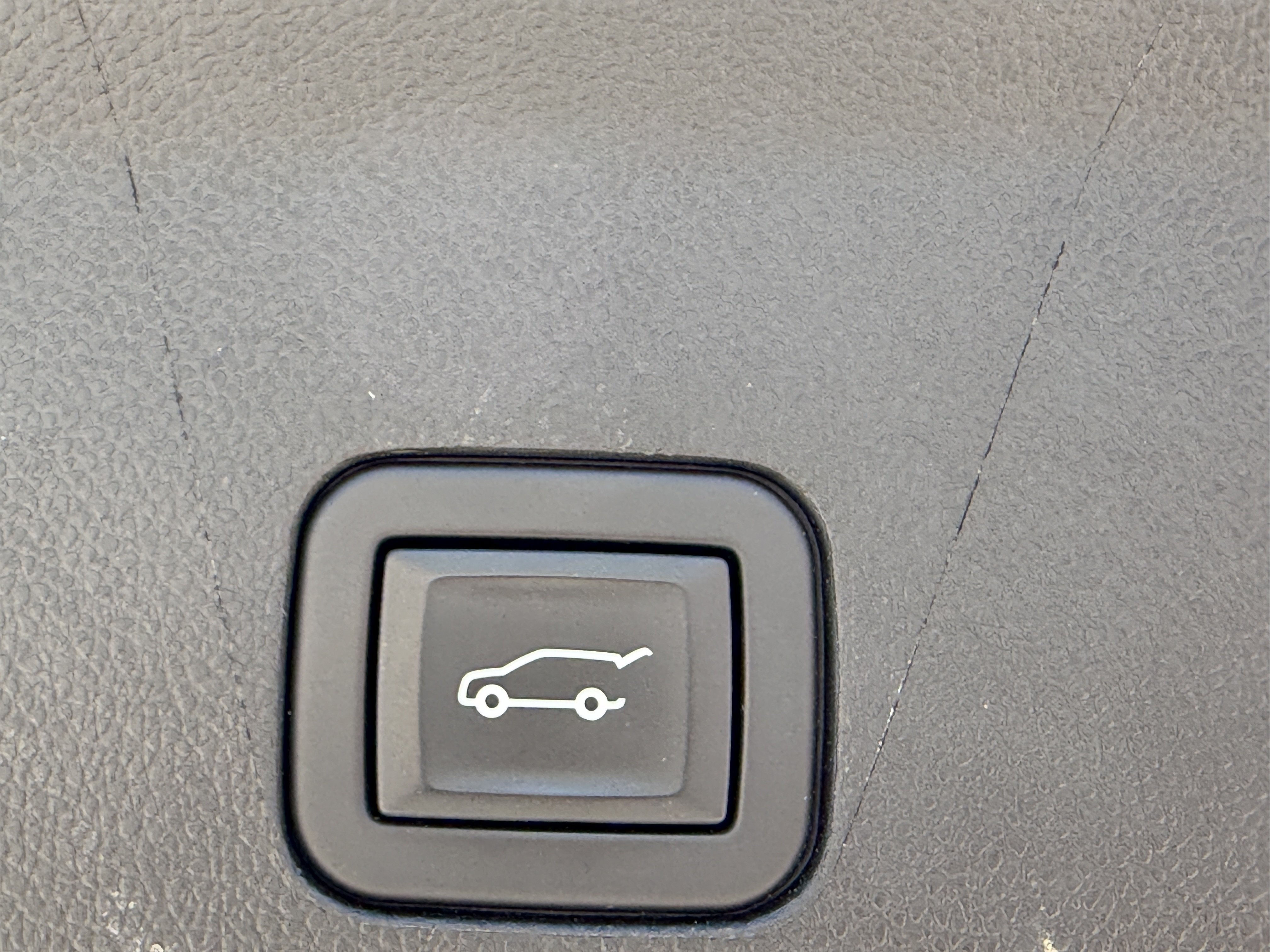 Certified 2022 Cadillac Escalade Premium Luxury Platinum w/ LPO, Radiant Package AWD/4WD image 5