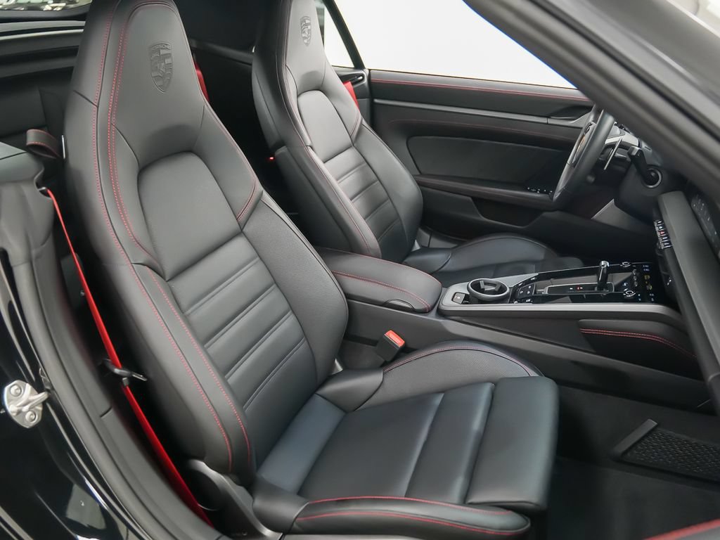 Certified 2022 Porsche 911 Carrera S RWD image 17