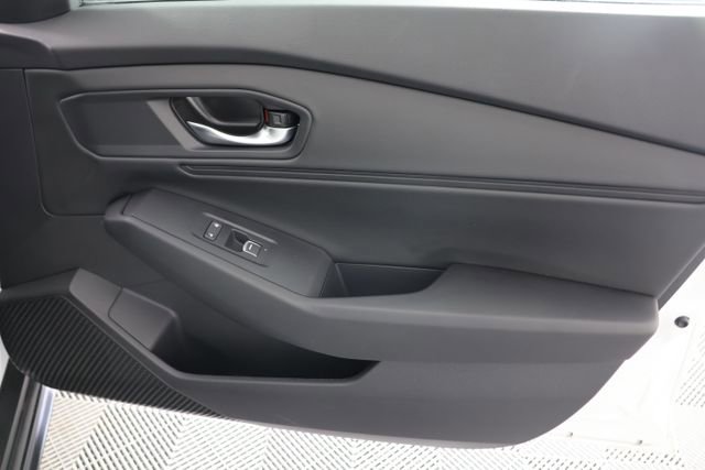 Certified 2025 Honda Accord SE image 29