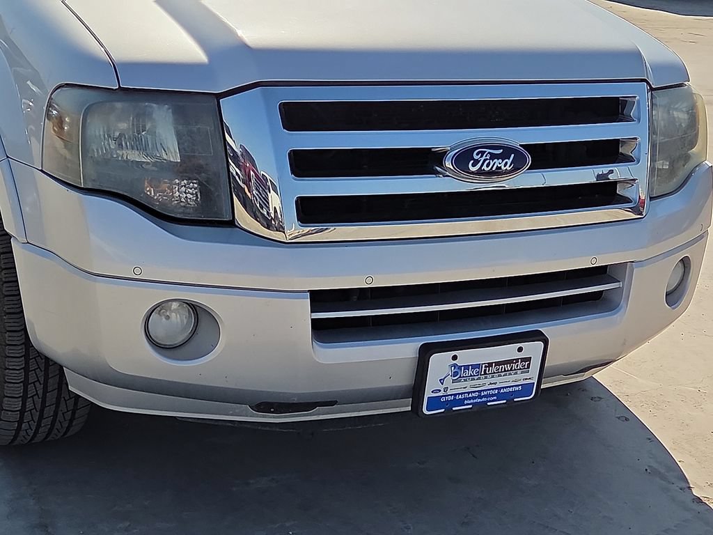 Used 2013 Ford Expedition Limited RWD image 9