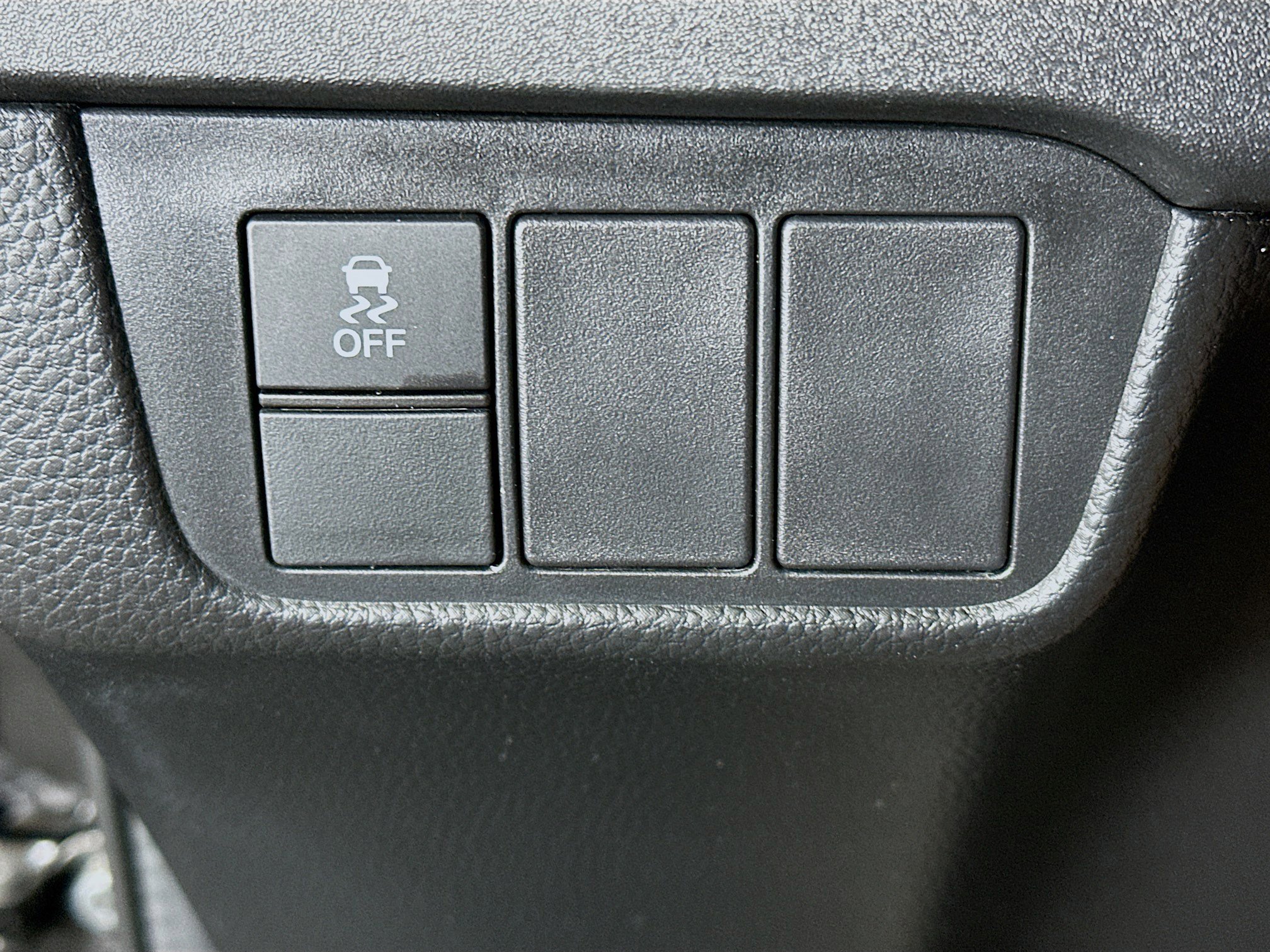 Used 2025 Honda CR-V LX image 16