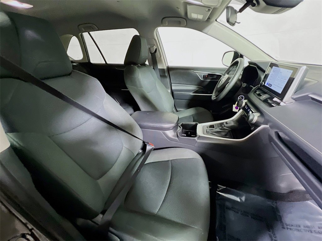 Certified 2025 Toyota RAV4 LE image 24
