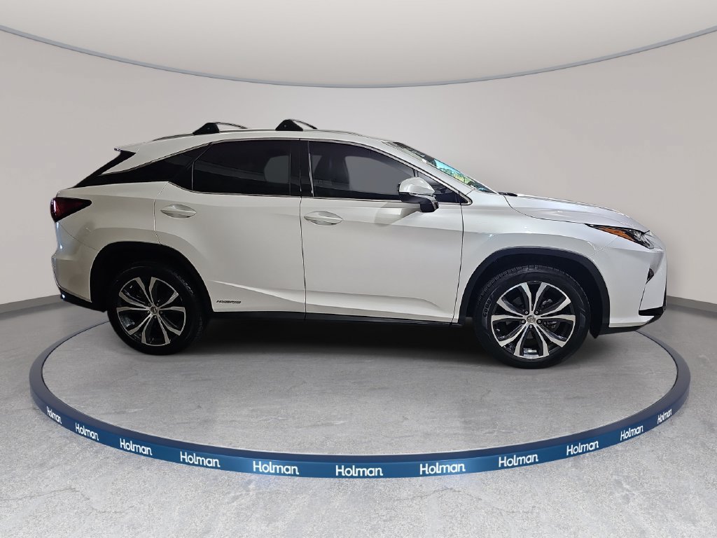 Used 2017 Lexus RX 450h AWD w/ Cold Weather Package image 5