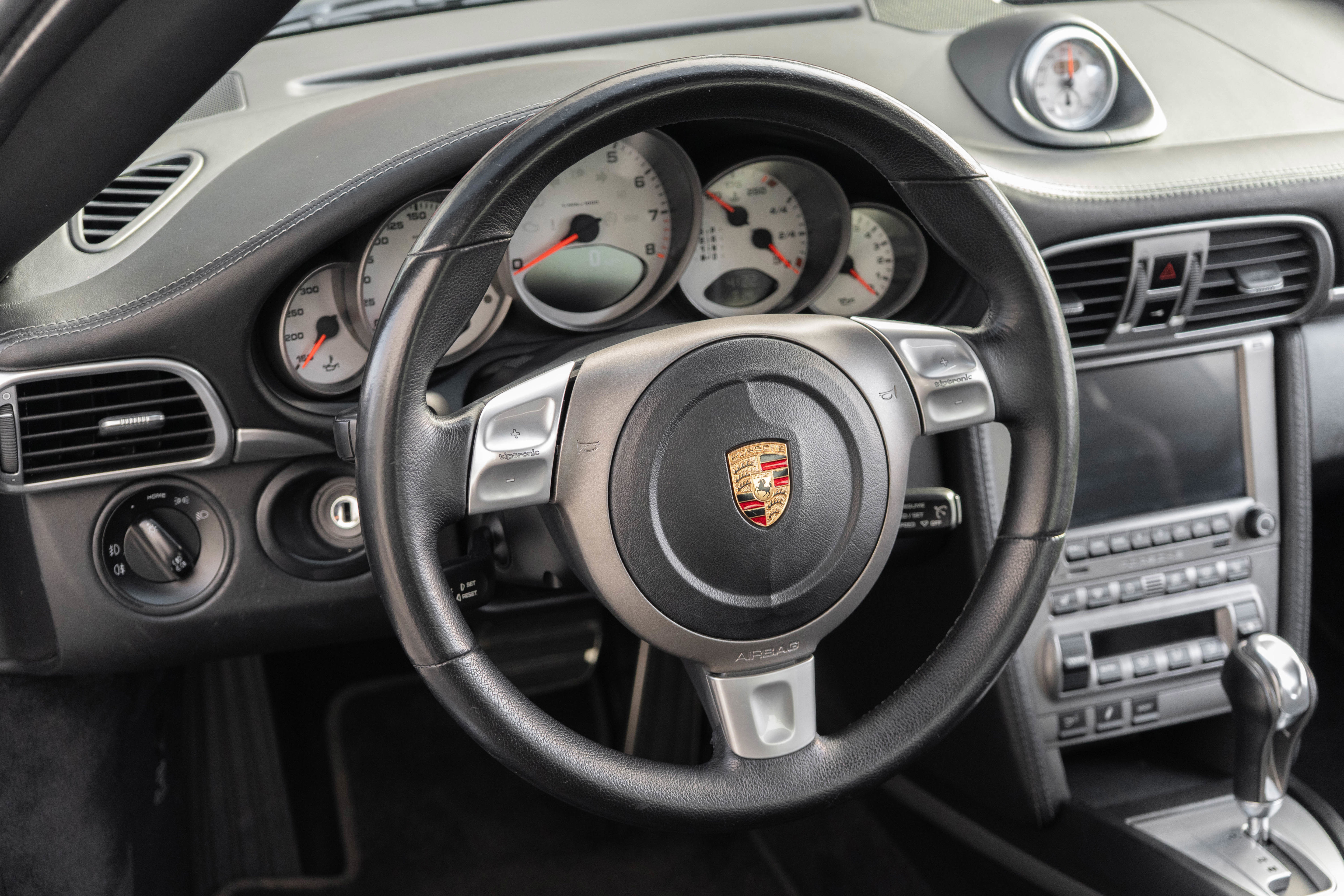 Used 2006 Porsche 911 Carrera S RWD image 17