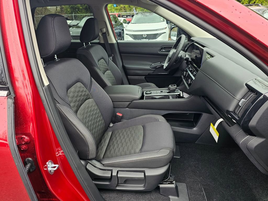 New 2026 Nissan Pathfinder SV image 28