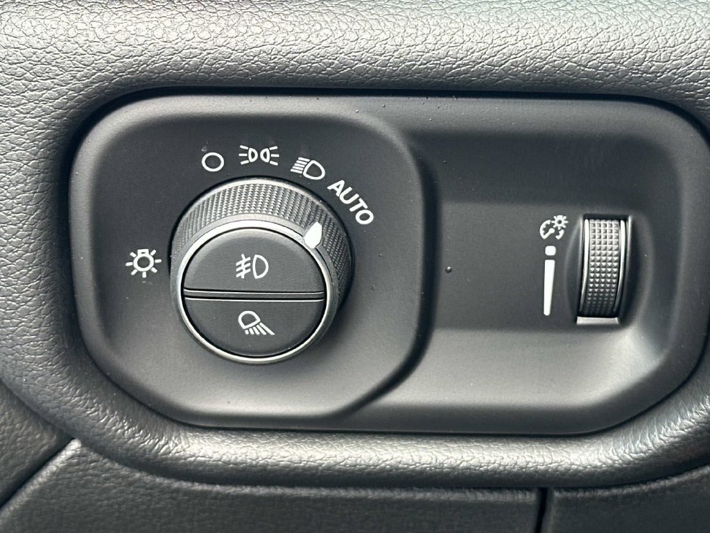 New 2026 RAM 3500 Tradesman AWD/4WD image 29