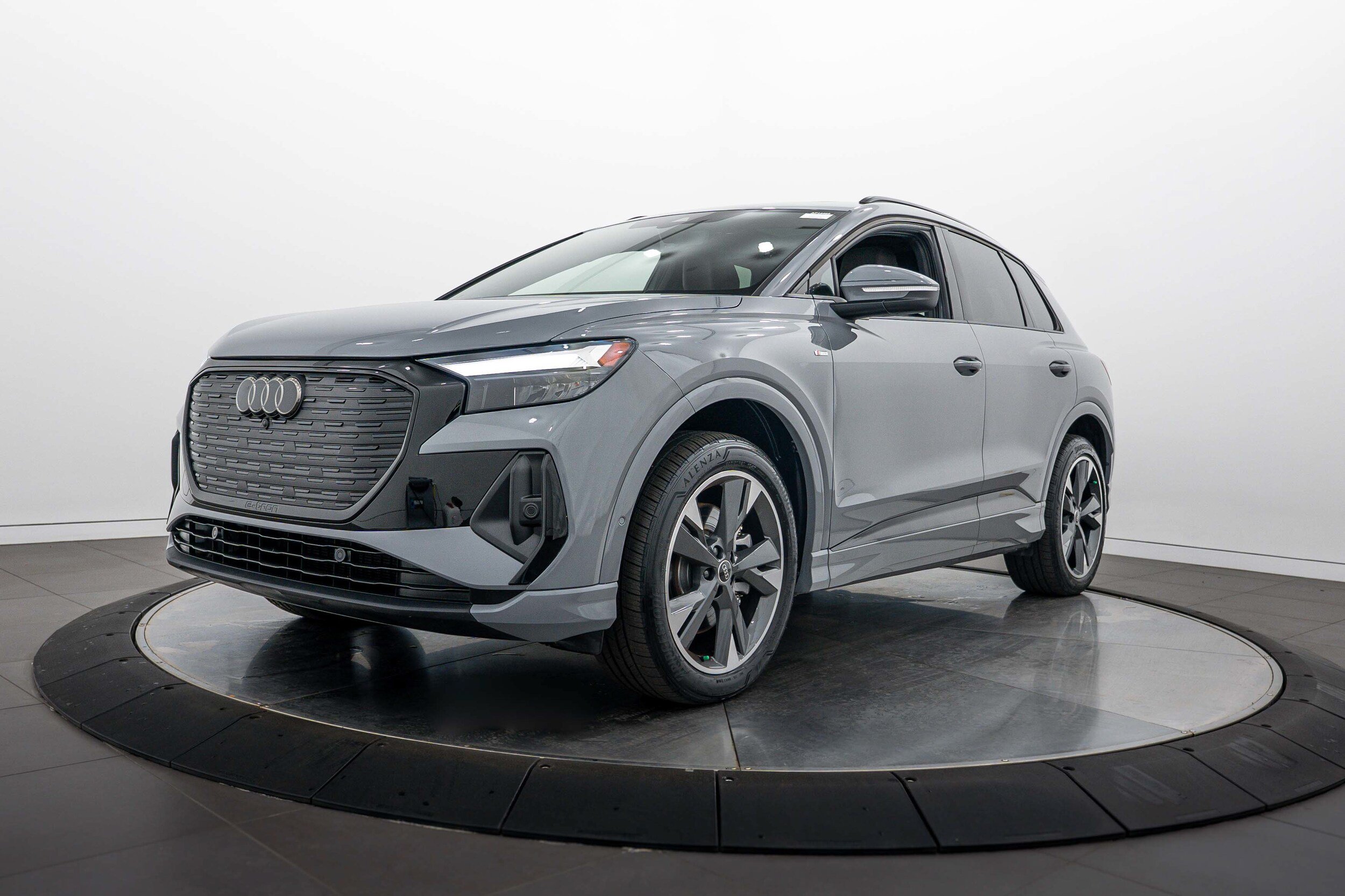 Certified 2023 Audi Q4 e-tron Premium Plus w/ Premium Plus AWD/4WD image 7