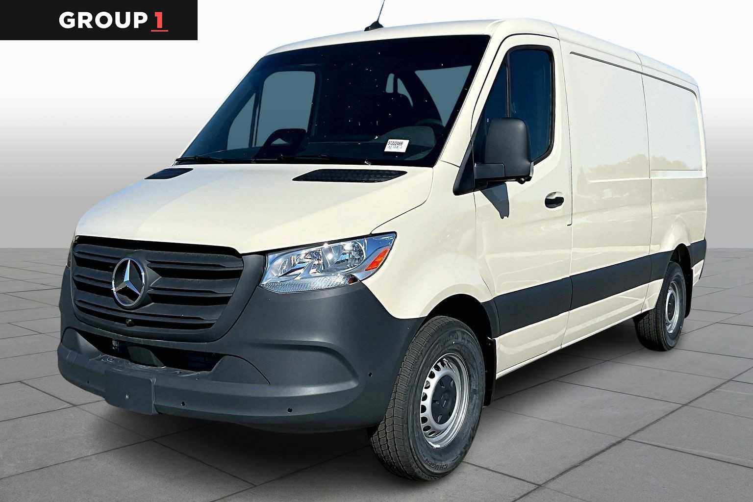 New 2025 Mercedes-Benz Sprinter 2500 image 1