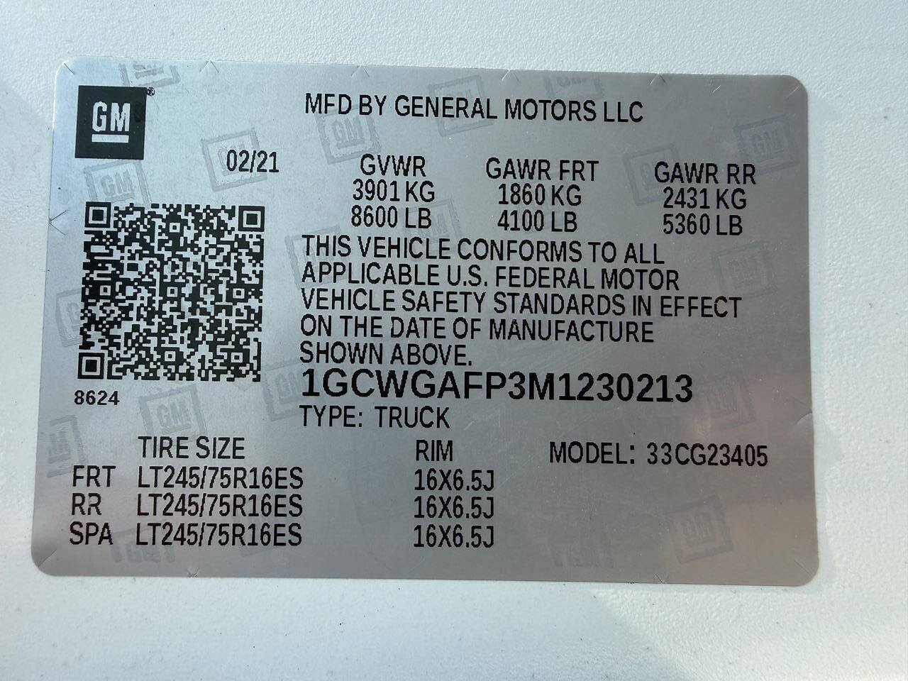 Used 2021 Chevrolet Express 2500 RWD image 36
