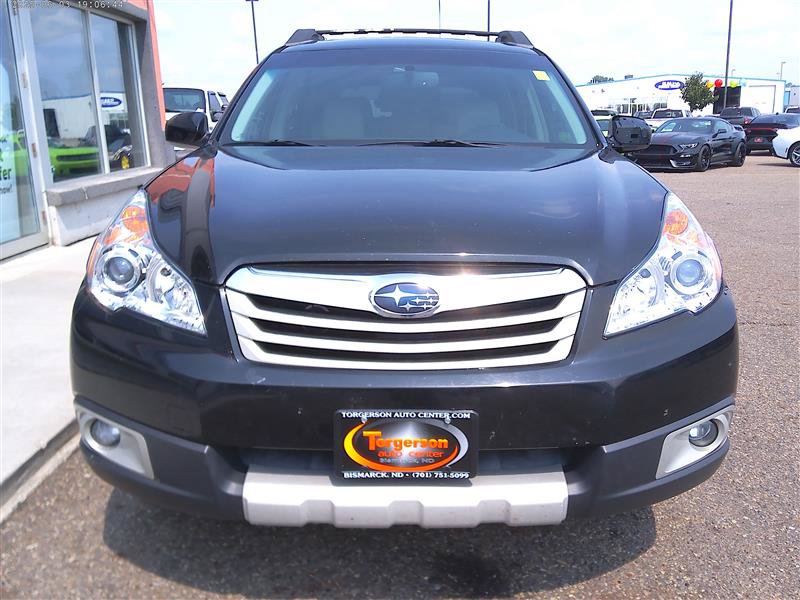 Used 2010 Subaru Outback 3.6R Limited w/ Popular Equipment Group 2C AWD/4WD image 20
