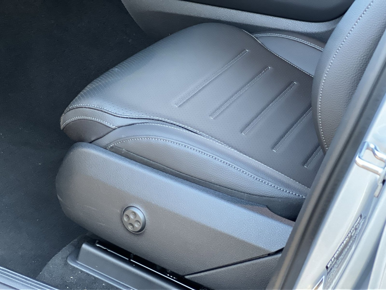 New 2026 Mercedes-Benz GLC 300 4MATIC image 12