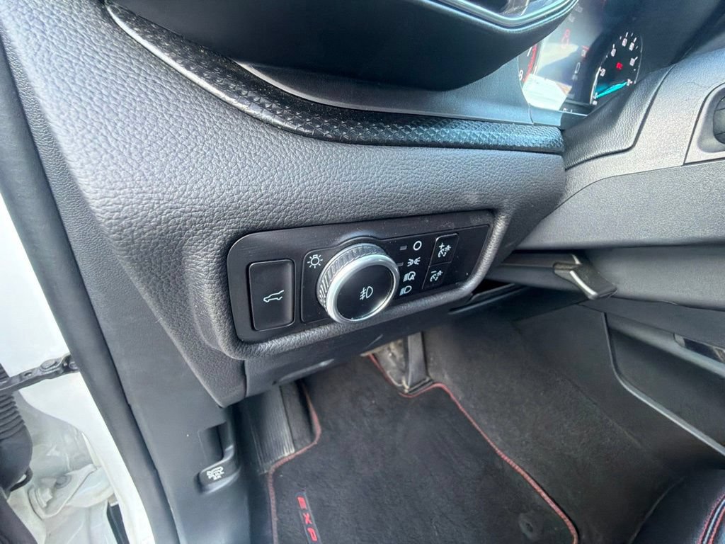 Used 2023 Ford Explorer ST-Line AWD/4WD image 21