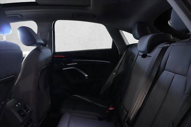 Certified 2025 Audi Q5 Premium Plus w/ Premium Plus image 24