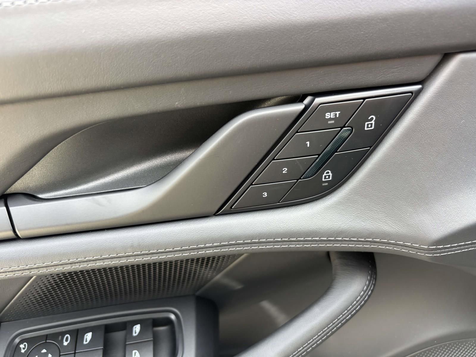 New 2026 Porsche Taycan AWD/4WD image 24
