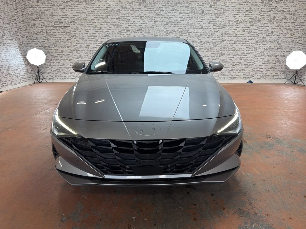 Certified 2023 Hyundai Elantra SEL w/ Convenience Package FWD image 2