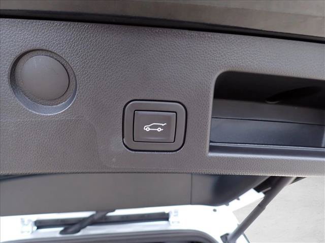 Used 2026 Chevrolet Equinox ACTIV w/ Convenience Package III AWD/4WD image 9