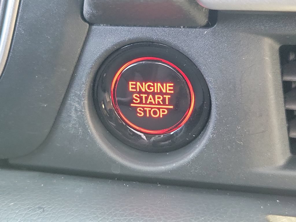 Used 2024 Honda Pilot Sport image 30