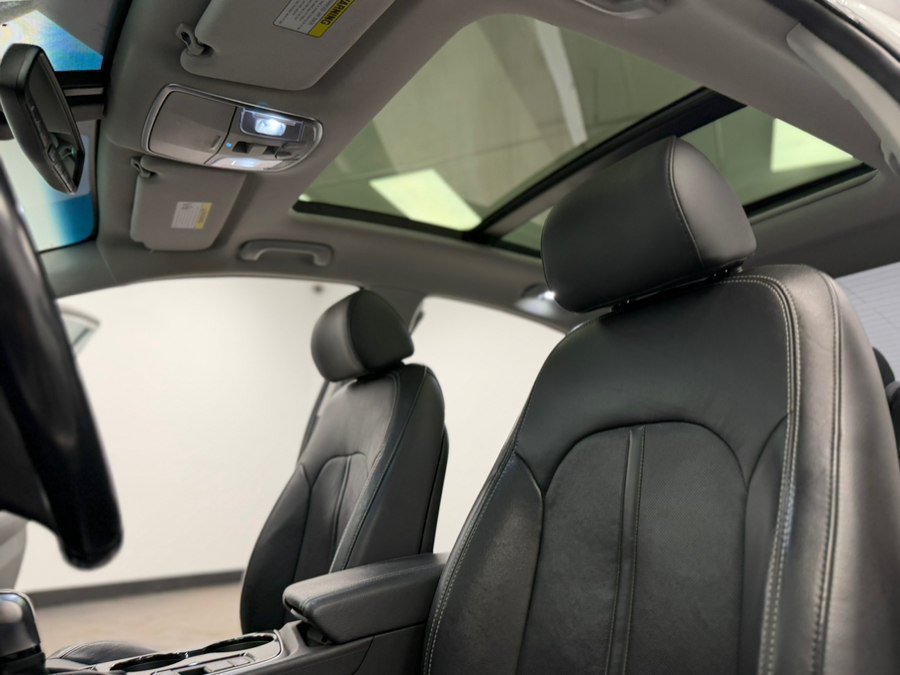 Used 2019 Hyundai Sonata Limited w/ Ultimate Package 04 FWD image 37