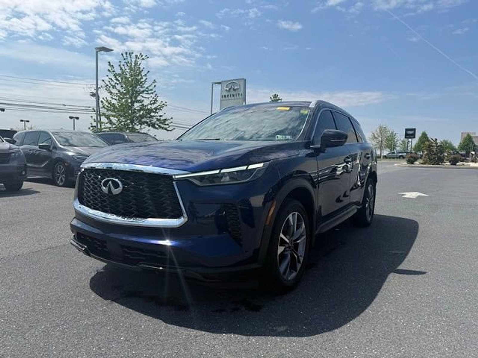 Certified 2023 INFINITI QX60 Luxe w/ Cargo Package AWD/4WD image 5