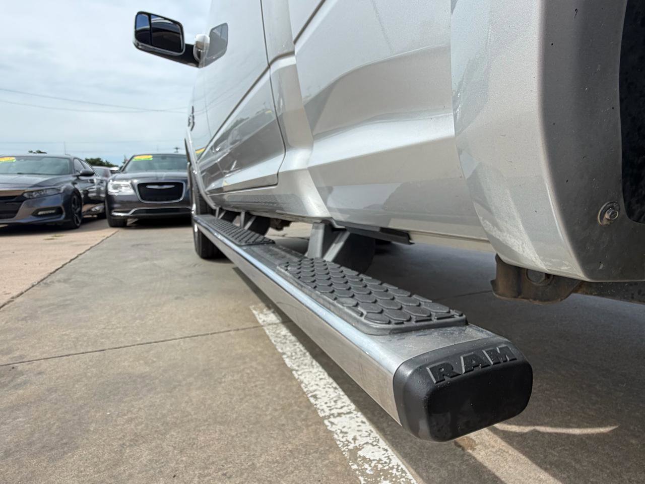 Used 2014 RAM 2500 Limited AWD/4WD image 43
