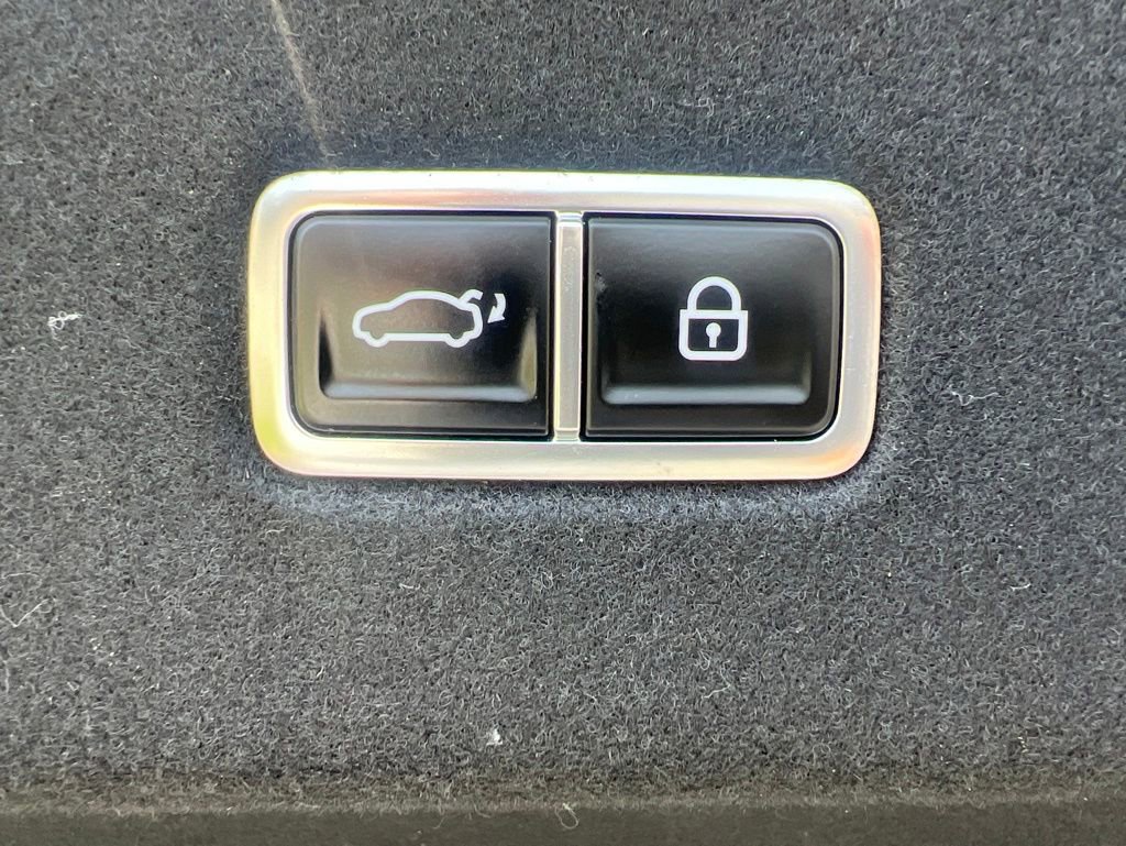 Used 2024 Hyundai Ioniq 6 SE RWD image 43