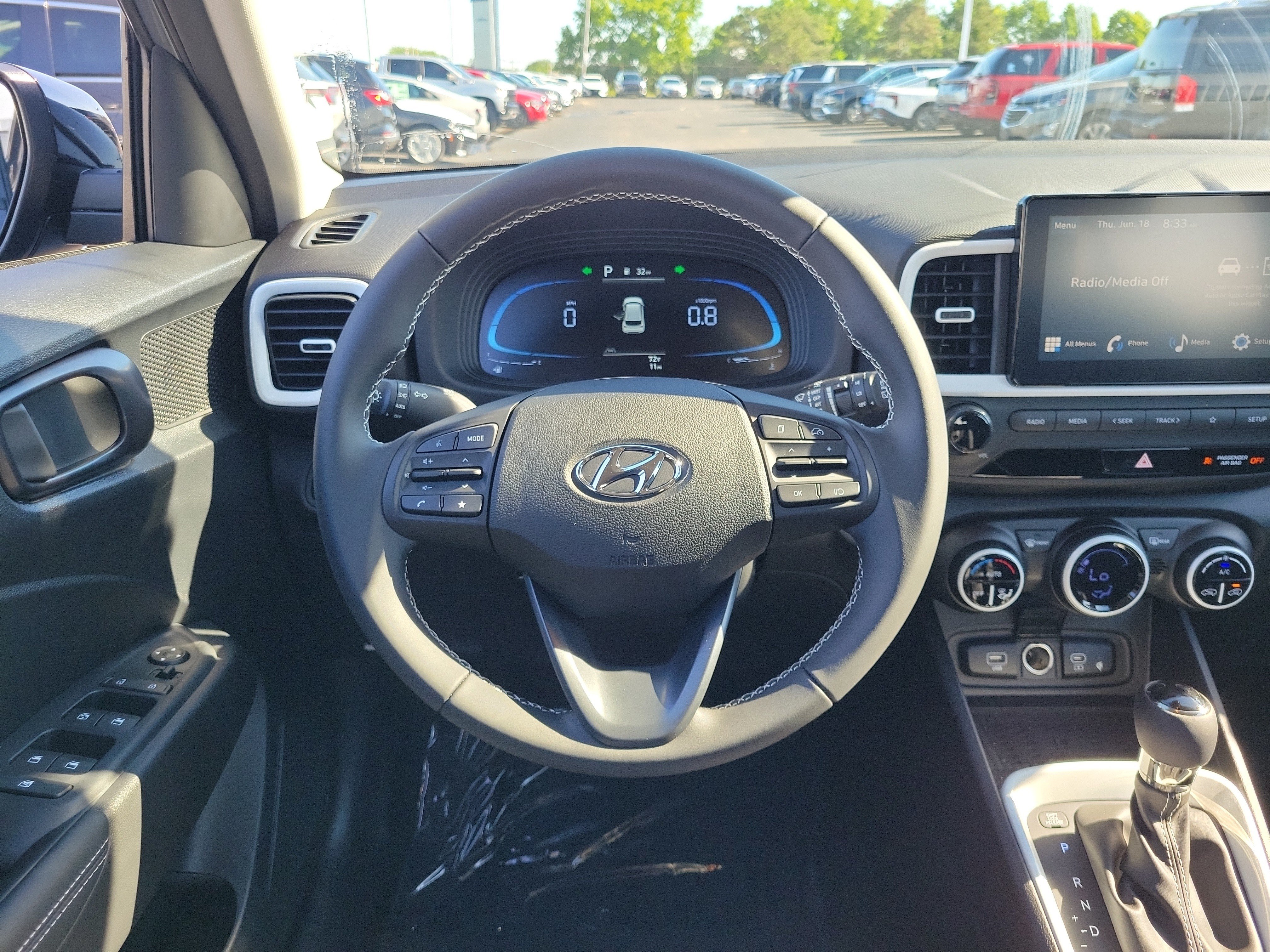 New 2026 Hyundai Venue SEL FWD image 8