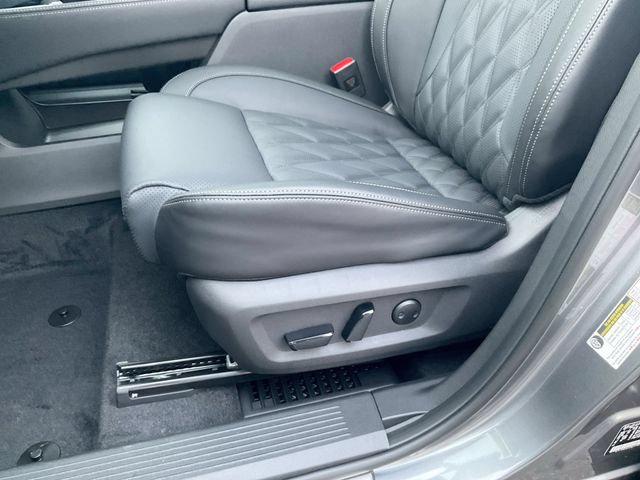 New 2026 Nissan Rogue Platinum w/ Platinum Premium Package AWD/4WD image 30