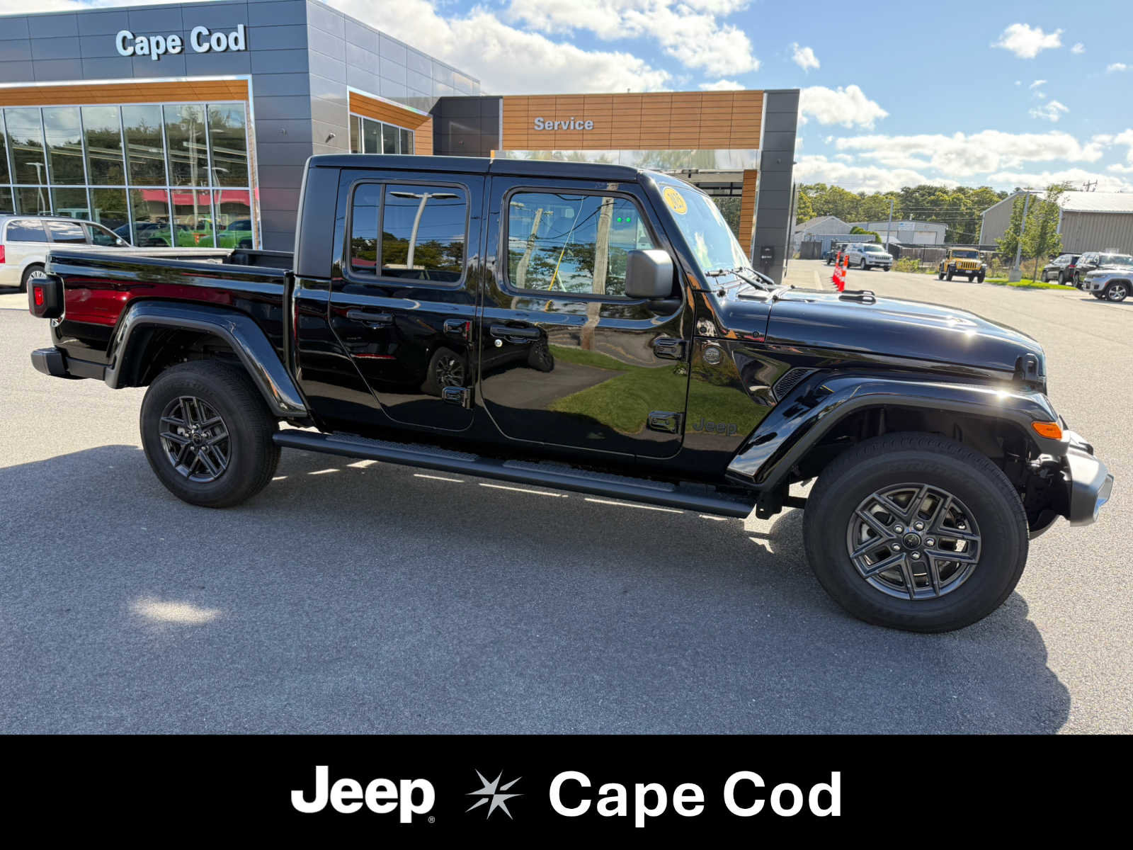 Used 2025 Jeep Gladiator Sport