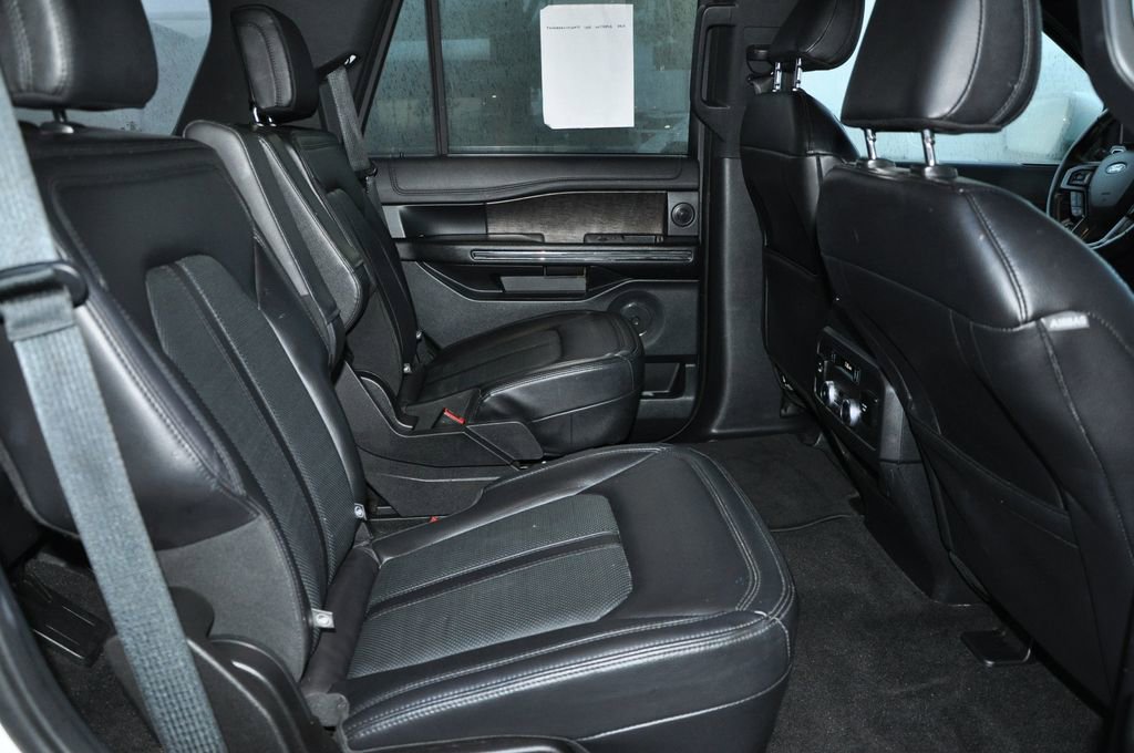 Used 2021 Ford Expedition Limited image 14