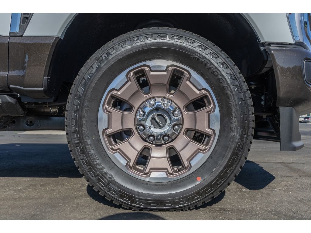 New 2025 Ford F350 King Ranch image 9