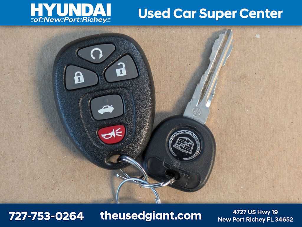 Used 2007 Cadillac DTS Luxury II image 36