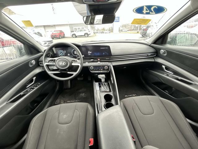 Certified 2024 Hyundai Elantra SEL image 14