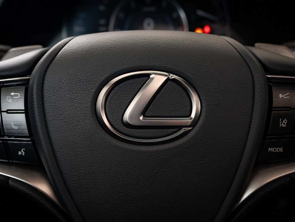 New 2025 Lexus ES 350 w/ Premium Package image 29