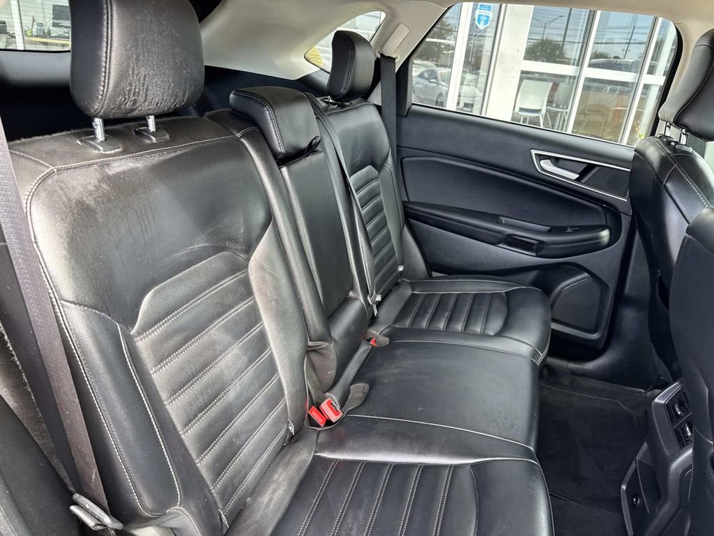 Used 2023 Ford Edge SEL image 10