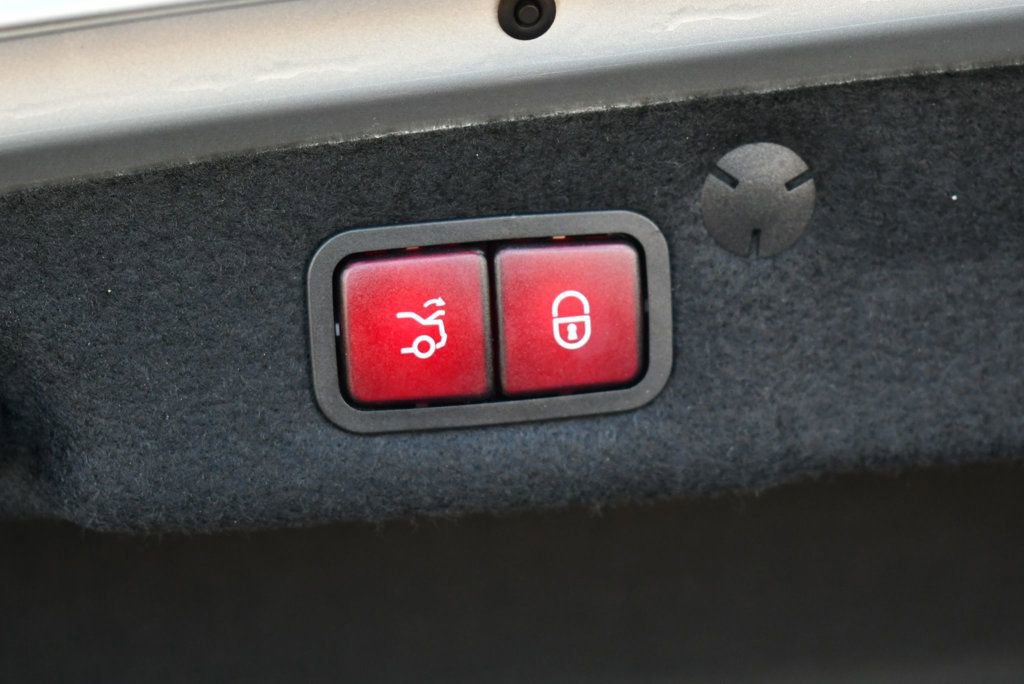 Used 2020 Mercedes-Benz C 63 AMG S image 19