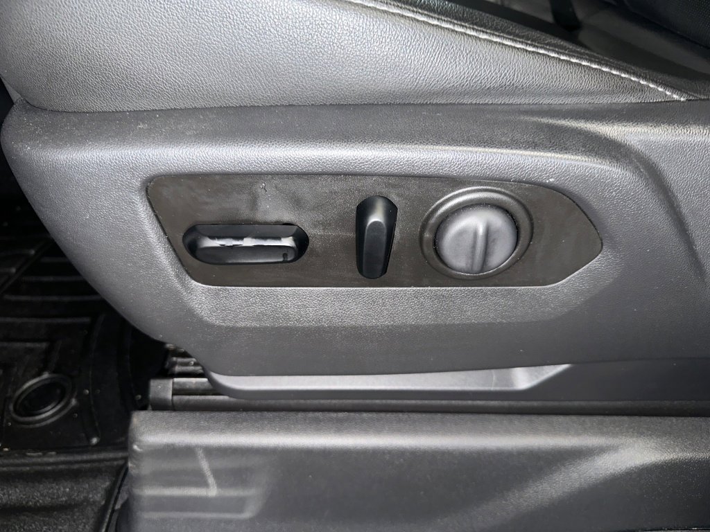 Used 2019 GMC Sierra 1500 SLT w/ SLT Premium Plus Package image 3