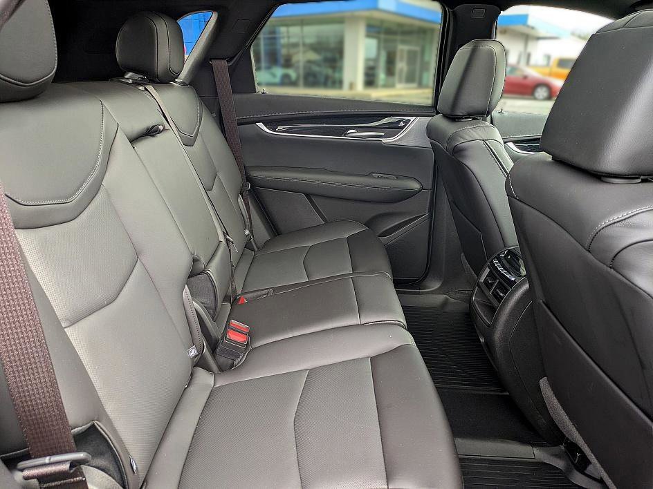 New 2026 Cadillac XT5 Premium Luxury w/ LPO, ONYX Package AWD/4WD image 30