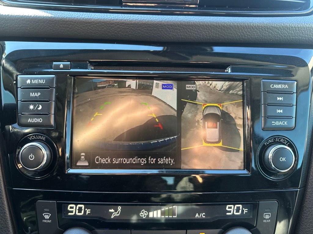 Used 2022 Nissan Rogue Sport SL w/ Premium Package image 18